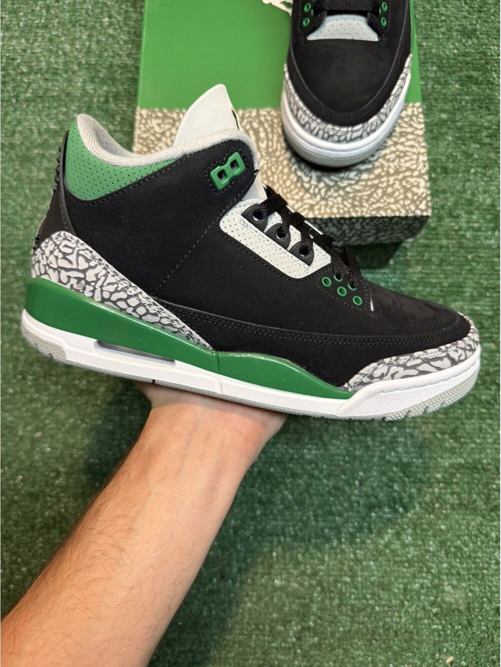 Jordan Retro 3 Pine Green Size 7.5